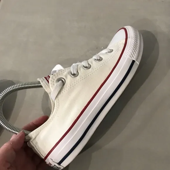 Converse Chuck Taylor All Star Unisex Low Top White Sneakers | 4M - 6W