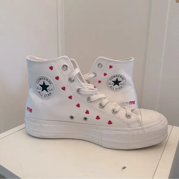 Converse High Platform Heart Sneakers Womens 10 Valentine’s Day 2022