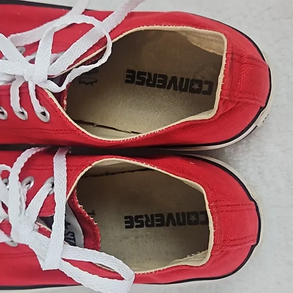 Converse | Men's All Star Red Low-Top Lace-Up Sneakers Sz 8
