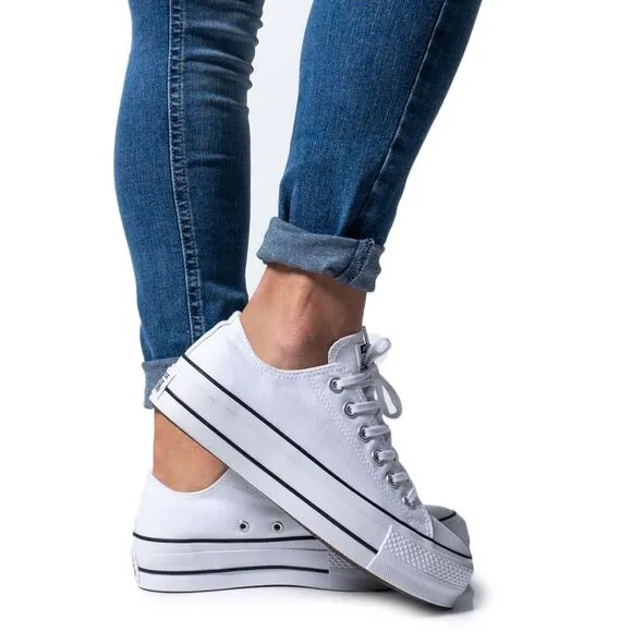 Converse Plain Lace-Up Rubber Sole Sneakers Women White