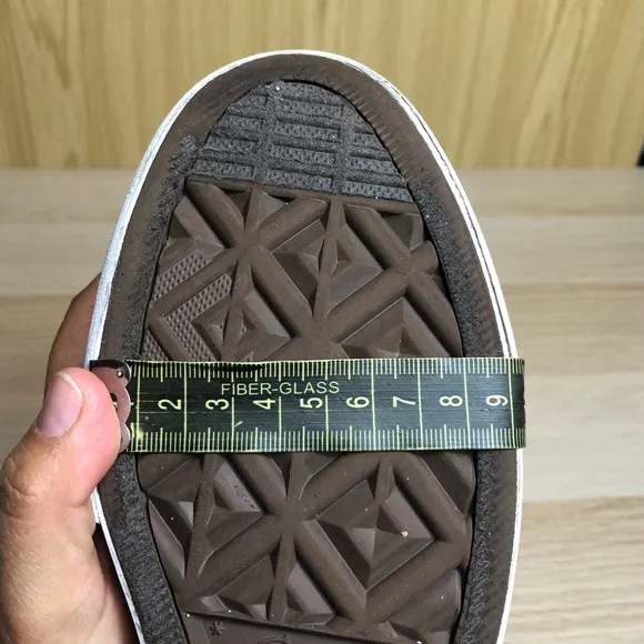 Converse Platform High Top Sneakers Size 8.