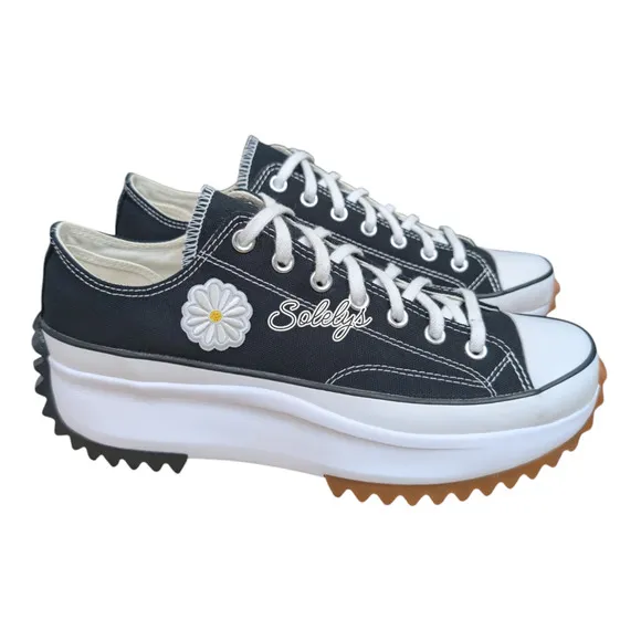 Converse Run Star Hike Low Top Daisy Black White Gum Canvas Platform M10/W11.5
