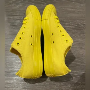 Converse Taylor All Star Monochrome Aurora Yellow Low Top