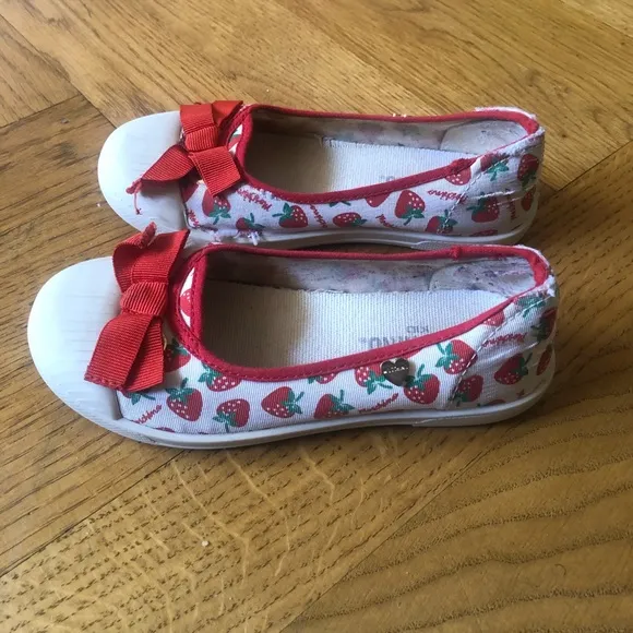 COPY - Moschino ballerinas