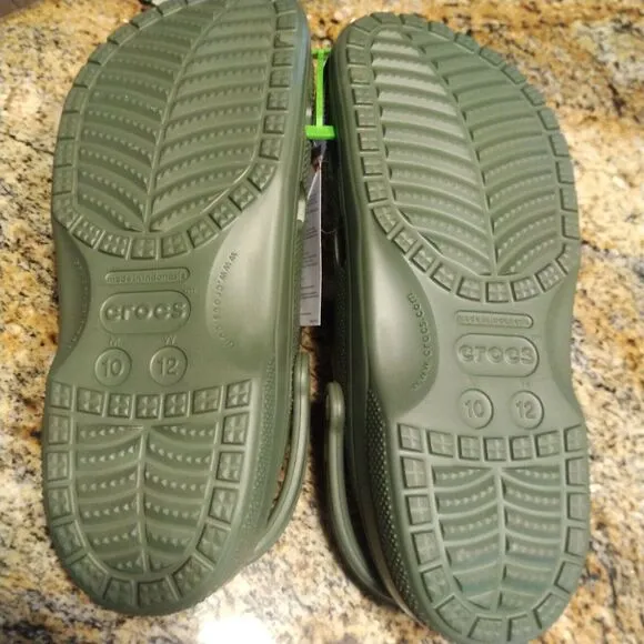 Crocs Baya Clogs Slip On Sandals 10126-309 Army Green Unisex M10/W12 NWT