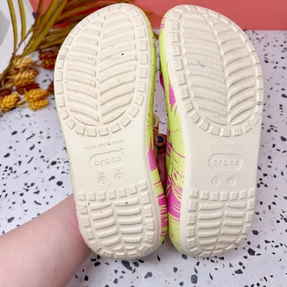 CROCS Classic Spring Break Crush Platform Women’s Lime Slip On Sandals Sz 7