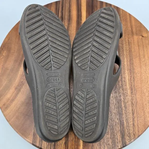 Crocs Sanrah Sandals Womens 10 Brown Gold Medallion Circle Slip On Comfort Slide