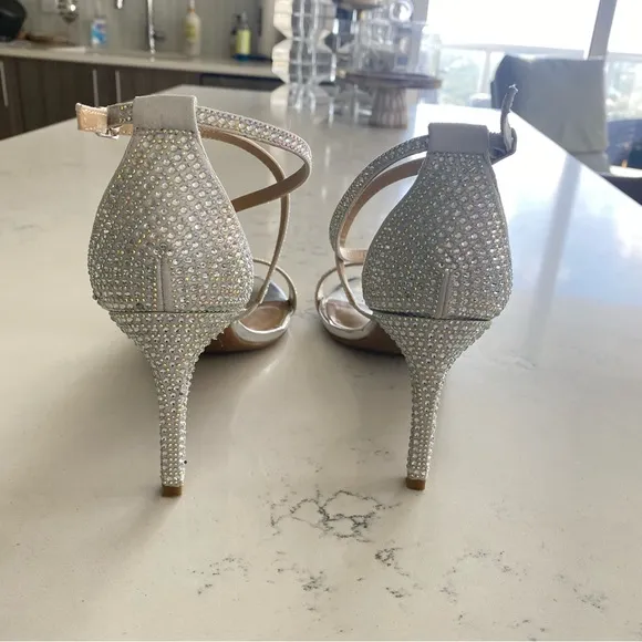 Crystal strapy sandals with diagonal strap