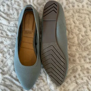 Cynthia Rowley Chelsea Flats Almond Toe Slip On Blueish Gray Knit size 8.5M NWOT