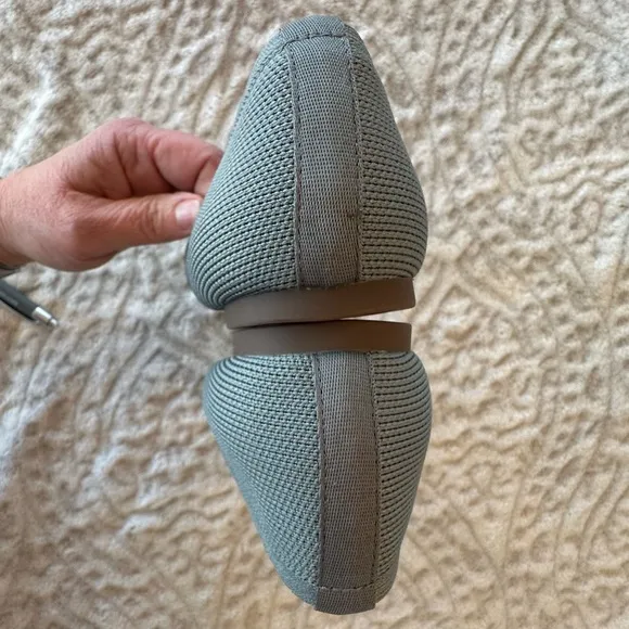 Cynthia Rowley Chelsea Flats Almond Toe Slip On Blueish Gray Knit size 8.5M NWOT