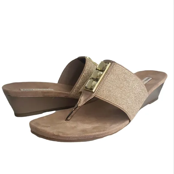 Dana Buchman Pewter Slip on Thong Sandals 9.5…
