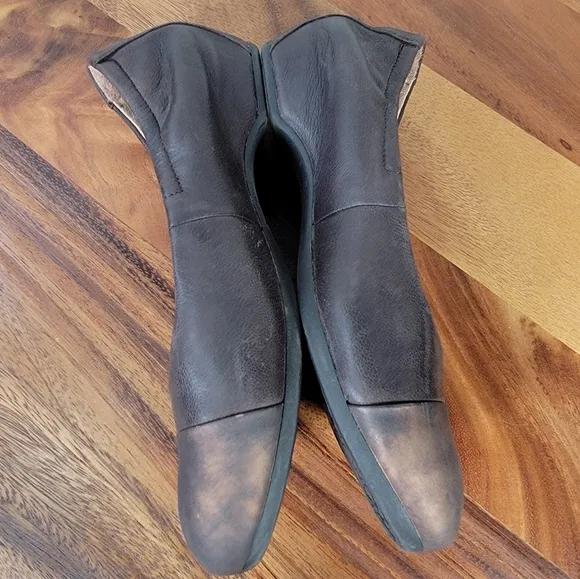 Dansko Lisanne Brown Leather Flats Burnished Bronze Toe Cap  Size 37