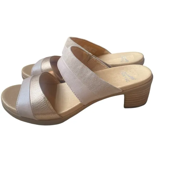 Dansko Theresa Multi-Strap Slip-On Sandals Size 7.5