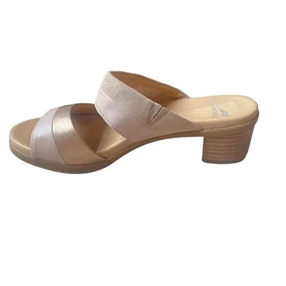 Dansko Theresa Multi-Strap Slip-On Sandals Size 7.5