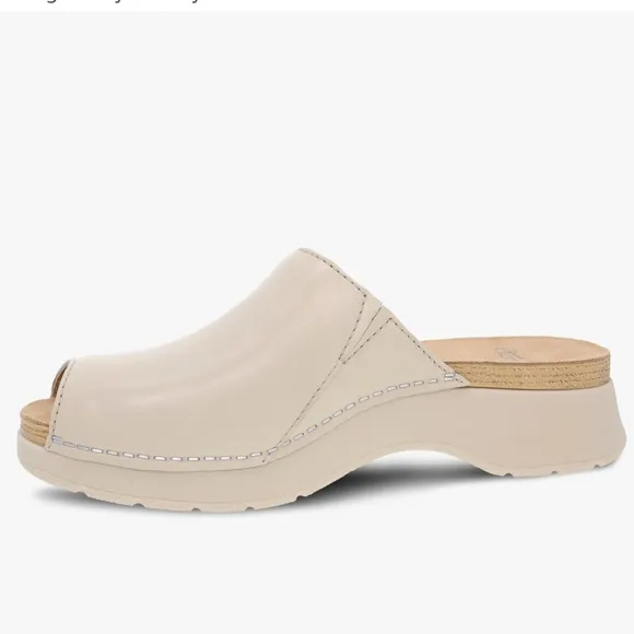DanskoRavyn Sandals Women Sz38 US 7.5-8$140 Color: Ivory Nappa Slip-On Clogs