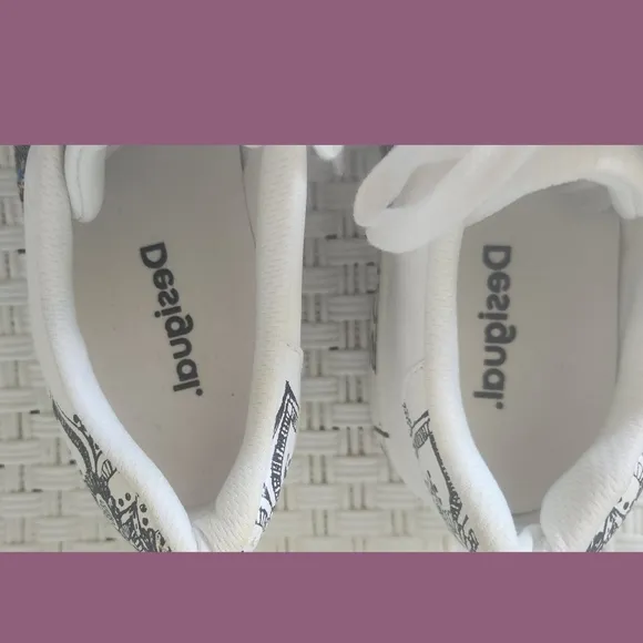 Desigual White Cosmic Exotic Indian Love Sneakers Sz 10