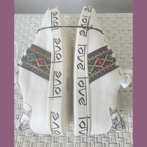 Desigual White Cosmic Exotic Indian Love Sneakers Sz 10