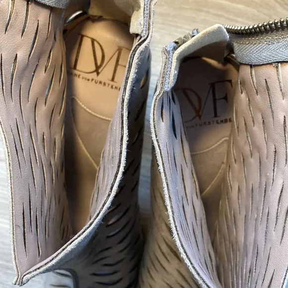 Diane Von Furstenberg Alexandria cutout bootie sandals heel 7 sand