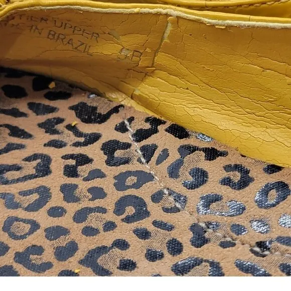DIEGO DI LUCCA Ladonna Ruffled Flats Pointed Toe Yellow Patent Leather Size 5B