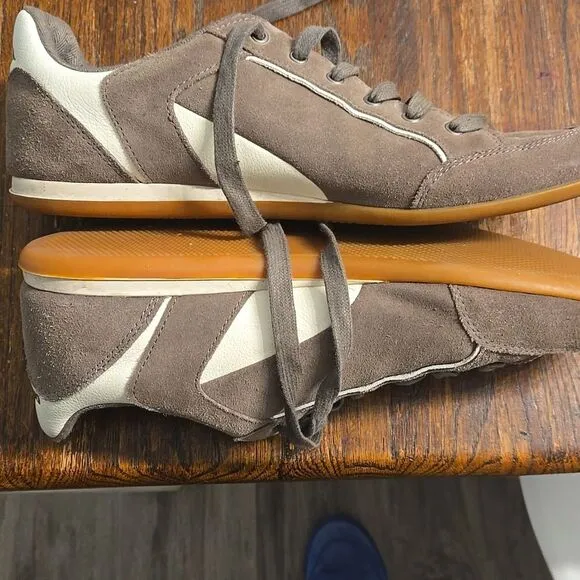 Diesel Brown Sneakers with Suede Finish and Low-Top Design vintage