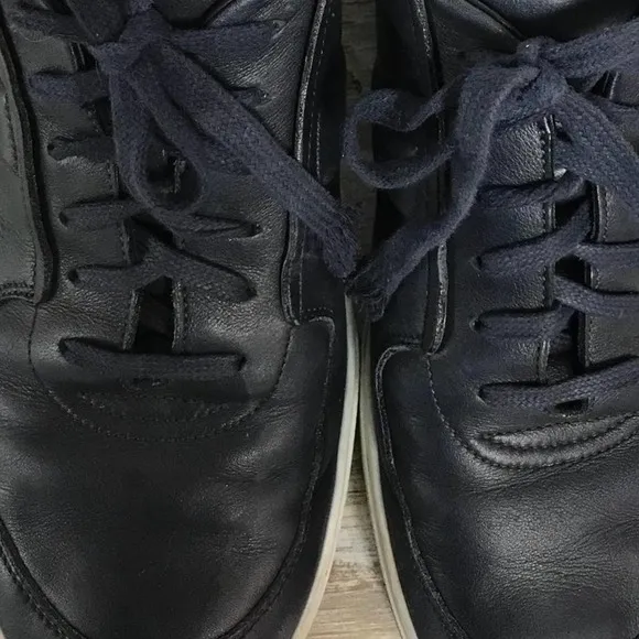 DIOR HOMME NAVY LEATHER LOW-TOP SNEAKERS 43.5