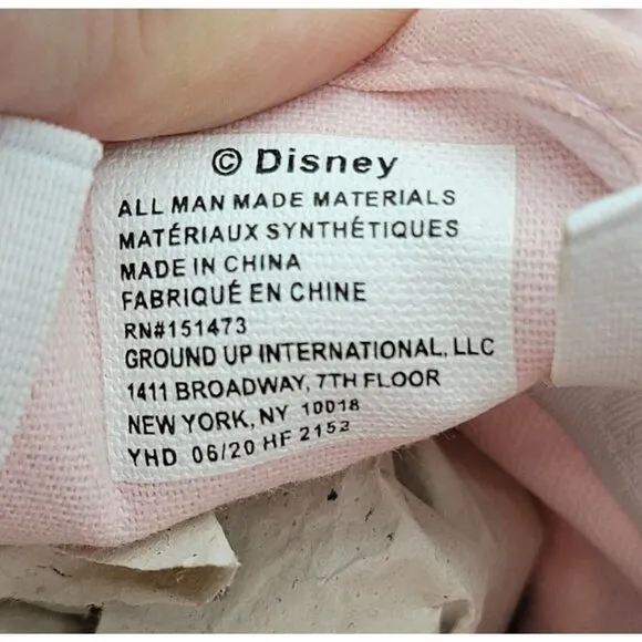 Disney Lilo &amp; Stitch Rainbows Womens Slip On Sneakers Size 10 Pink Flats
