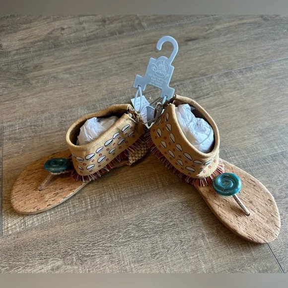 Disney-Moana Sandals-Girls Dress Up-13/1. Get Your Little One Ready For Moana 2