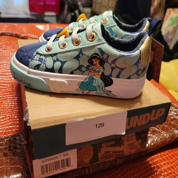 Disney Princess Jasmine 7c