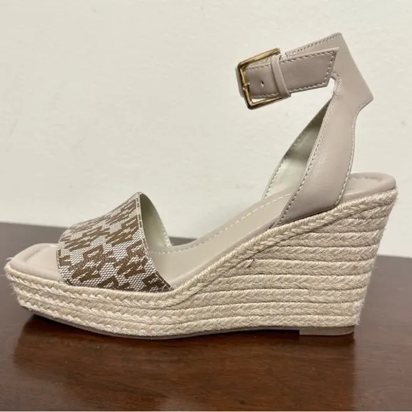 DKNY Calima Logo Espadrille Wedge Ankle Strap Sandals Size 8.5