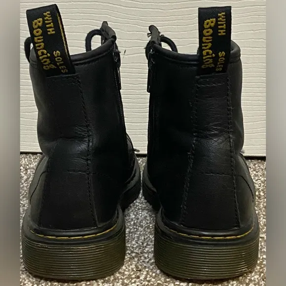 Doc Martens Air Wair 1460J Black Combat Boots Size Kids US 2
