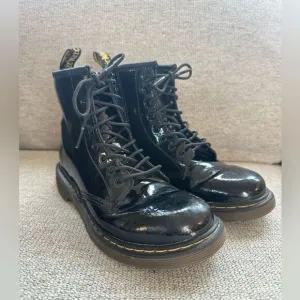 Doc Martens Kids Patent Leather Black Combat Boots Size 3