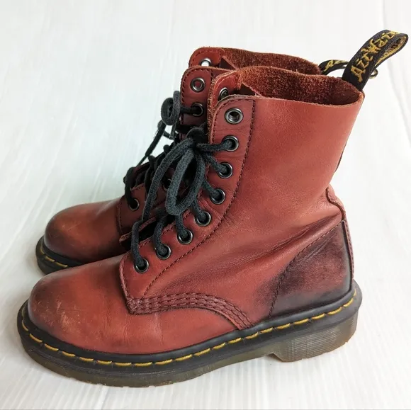 DOC MARTENS Pascal red leather lace-up combat boots size 5
