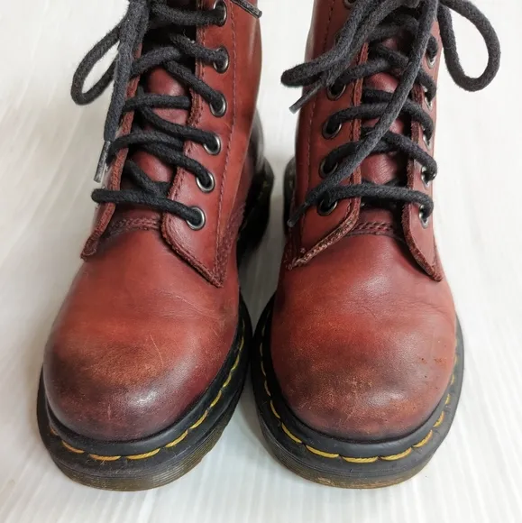 DOC MARTENS Pascal red leather lace-up combat boots size 5