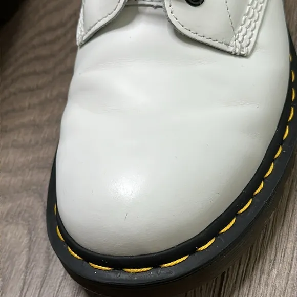 Doc Martens White Lace Up Combat Boots Size 9