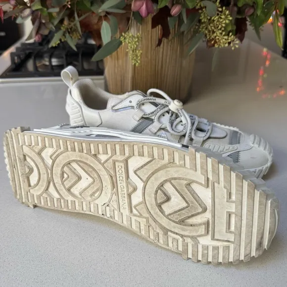 Dolce &amp; Gabbana White Lace Up Low Top Sneakers