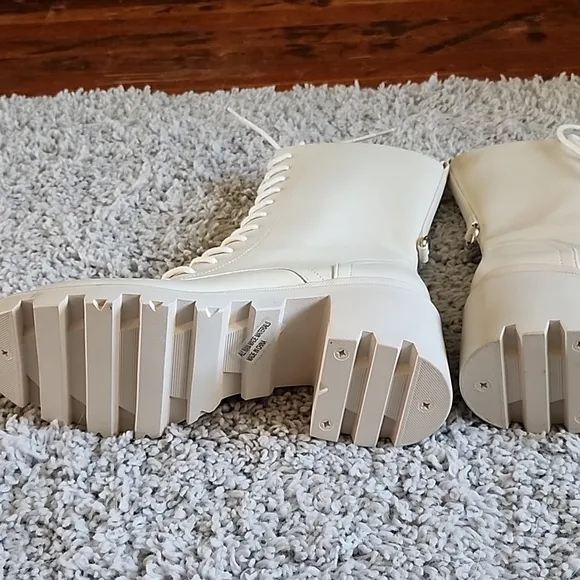Dolce Vita combat boots sz 8