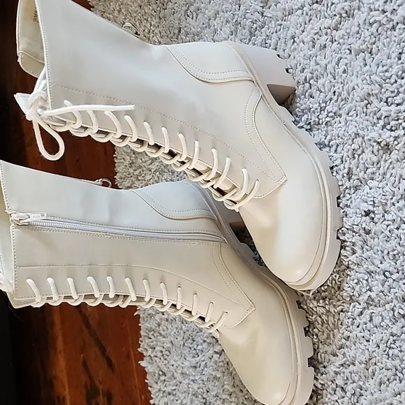 Dolce Vita combat boots sz 8