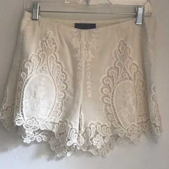 Dolce Vita Ivory Eyelet Lace Crochet Shorts