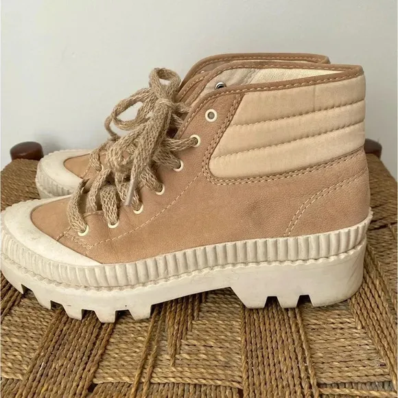 Dolce Vita Ociana Sneakers Women’s 8.5 Hi Top Platform Shoe
