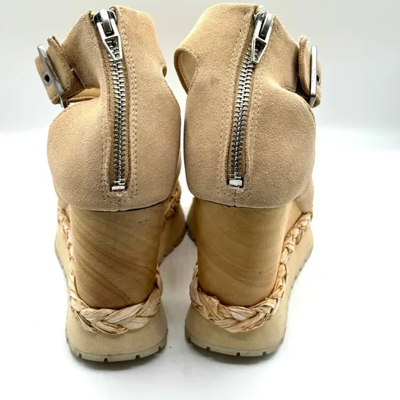 DOLCE VITA Parle Suede Ankle Strap Wedge Sandals Back Zip in Biscuit Size 7.5