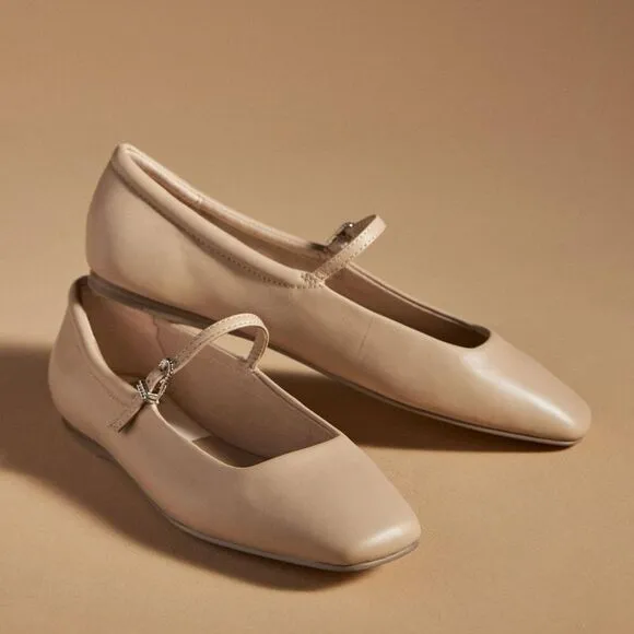 Dolce Vita Reyes Ballet Flat , Taupe Leather , 6 NEW