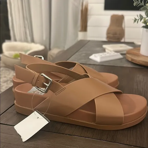 Dolce Vita Tan Cross-Strap Sandals NWT