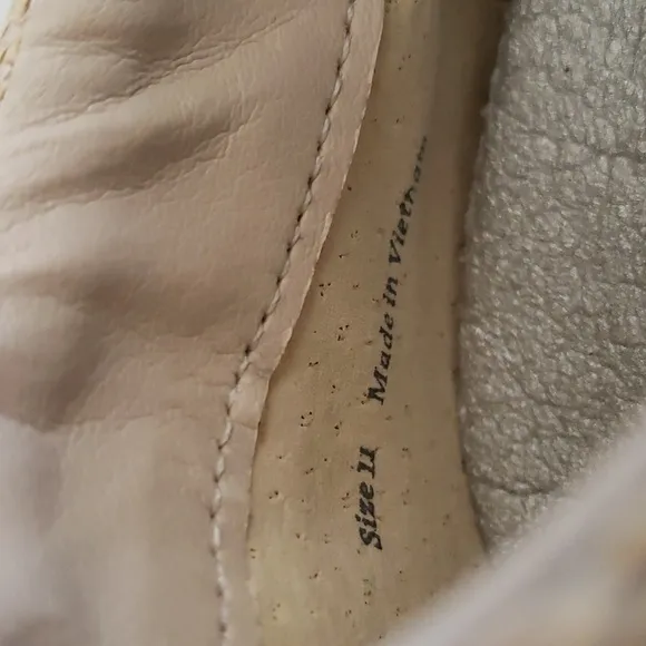 DOLCE Vita Zoe Pride Sneaker