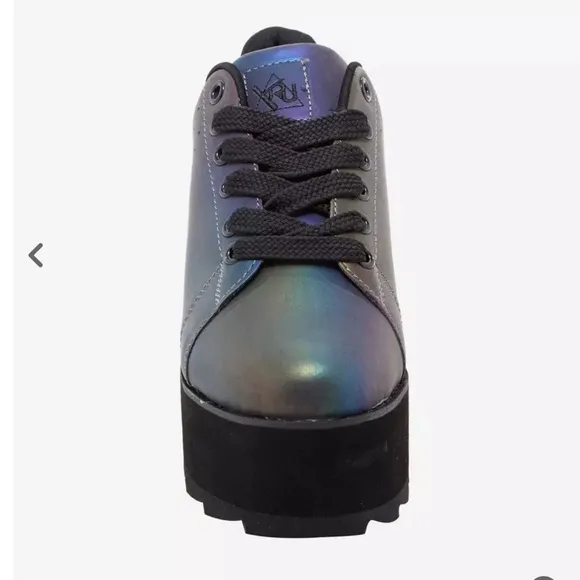 Dolls Kill Hot Topic Y.R.U. YRU Lala Reflective Platform Sneakers size 8