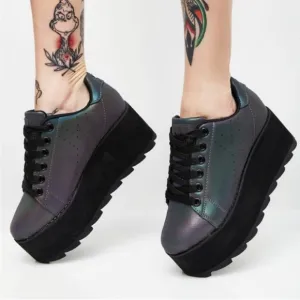 Dolls Kill Hot Topic Y.R.U. YRU Lala Reflective Platform Sneakers size 8