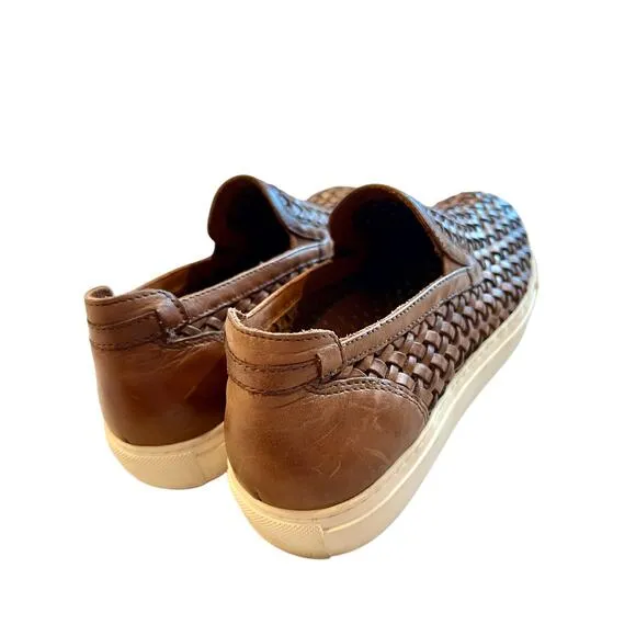 Donald J. Pliner Brown Leather Boating Shoes Mens 8.5 M Loafers Woven Clarks