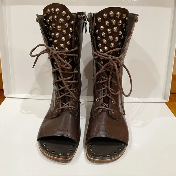 Donald J Pliner Ghalib Womens Brown Leather Studded Boots 7.5 Open Toe Combat