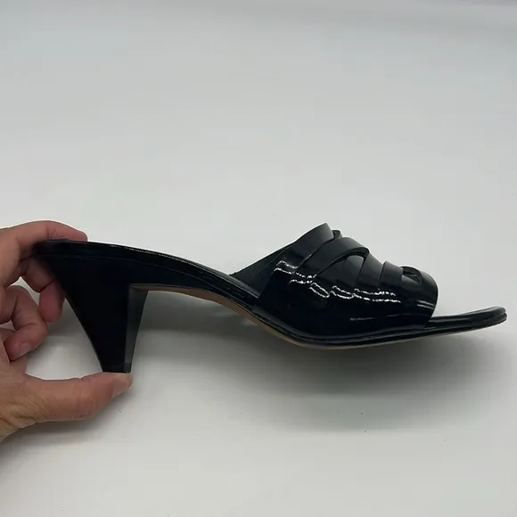 Donald Pliner - Black Patent Leather Strappy  Toe Insert Small Heel Sandals 7