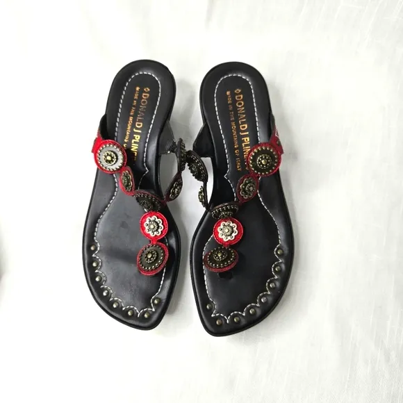 Donald Pliner sandals.  Brown/red size 6.5