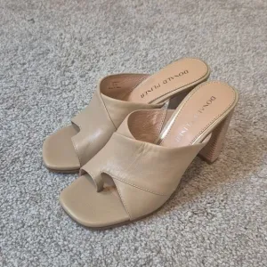 Donald Pliner Sorin Nappa Leather Slip-On Heeled Sandals Size 6.5